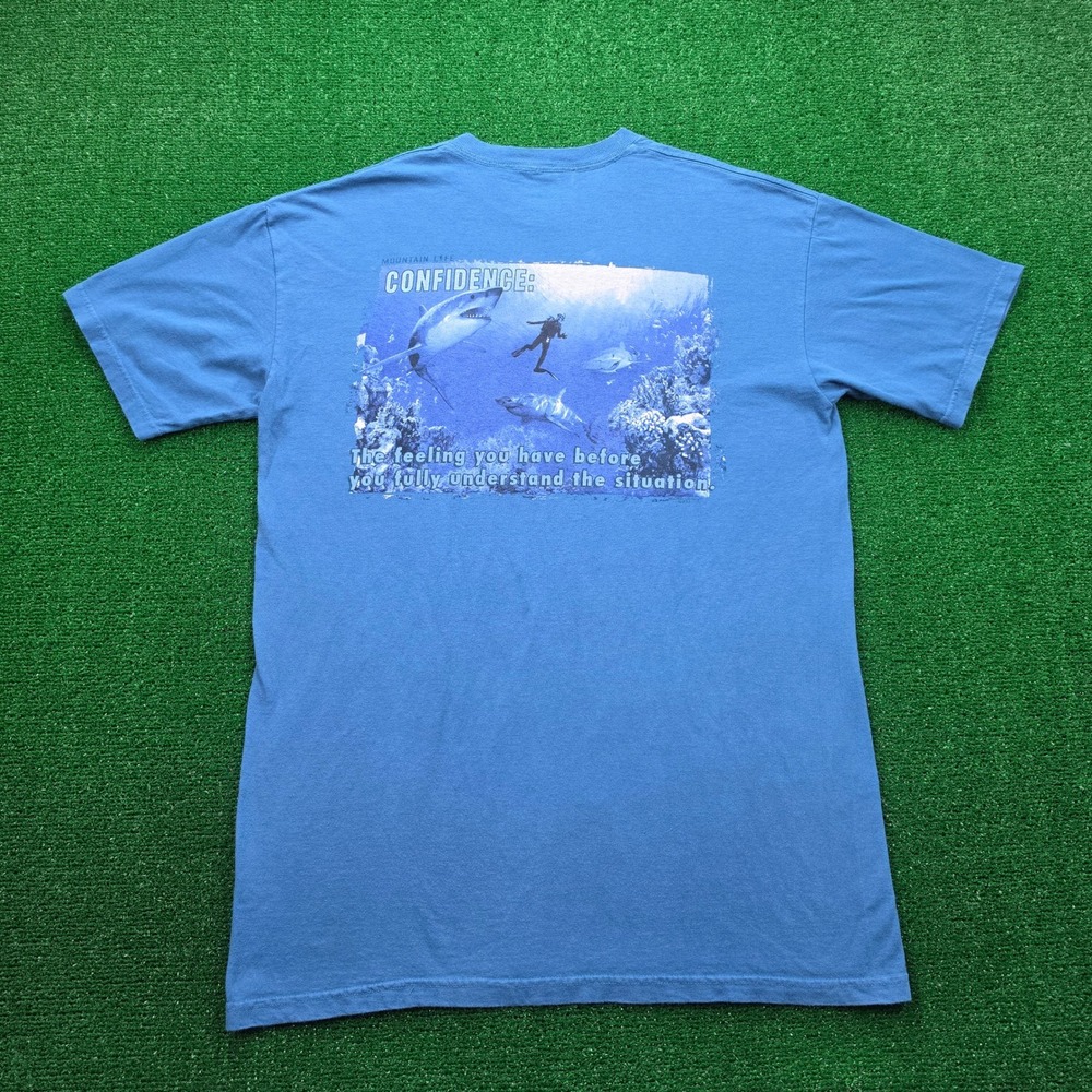 The Mountain Tshirt Mens Large Blue Confidence Scuba Diving Shark Graphic Tee